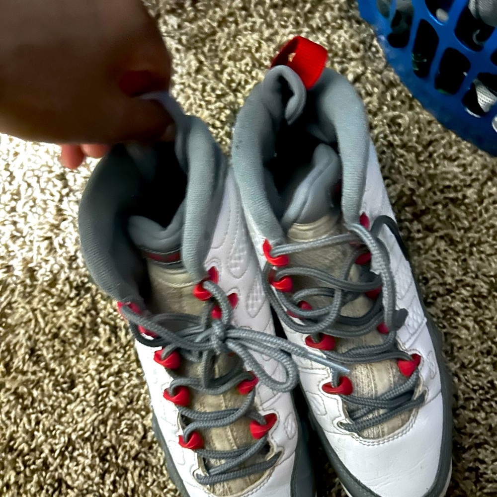 Jordan 9s red and white and grey size 6 in kids
